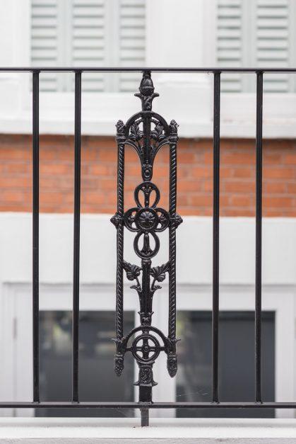 cast iron railing