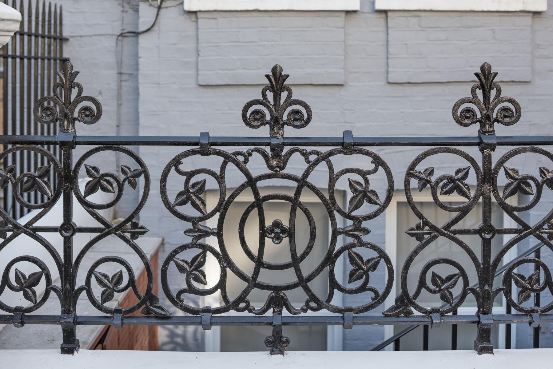 cast iron railings